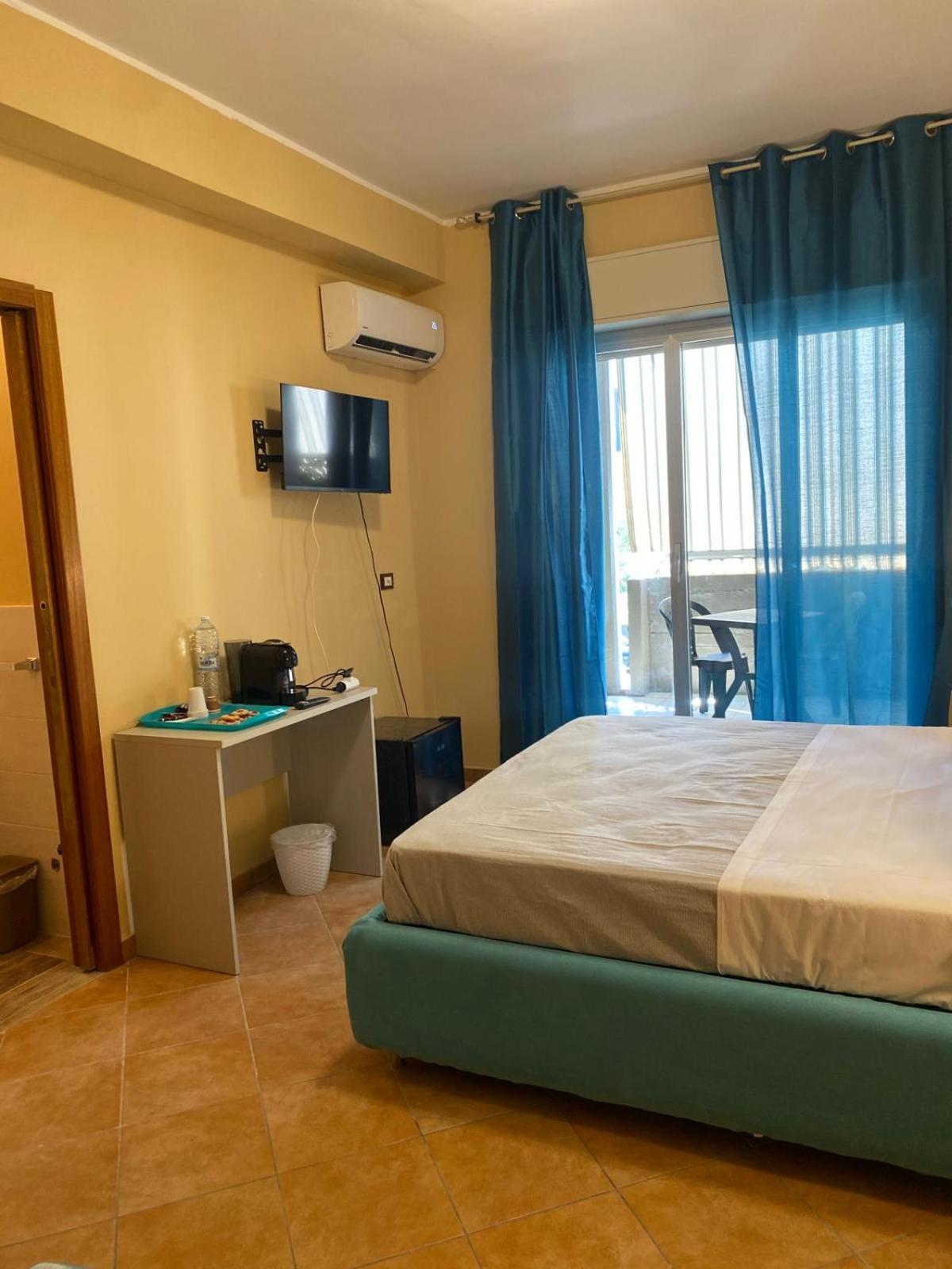 Готель Musetta Sicilian Hospitality Мілаццо Екстер'єр фото